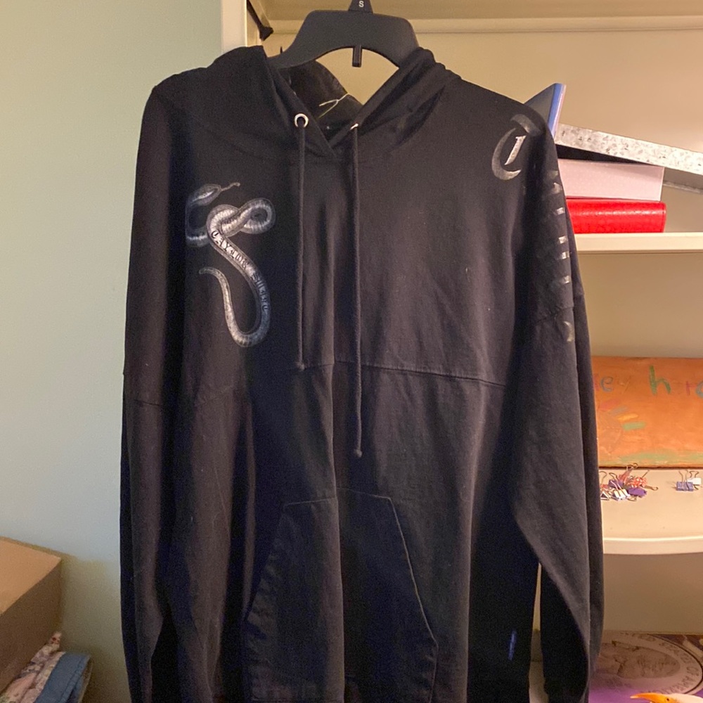 Taylor Swift black sweatshirt. Size Medium